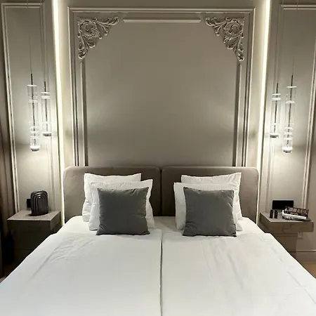 Dom Boutique King's *